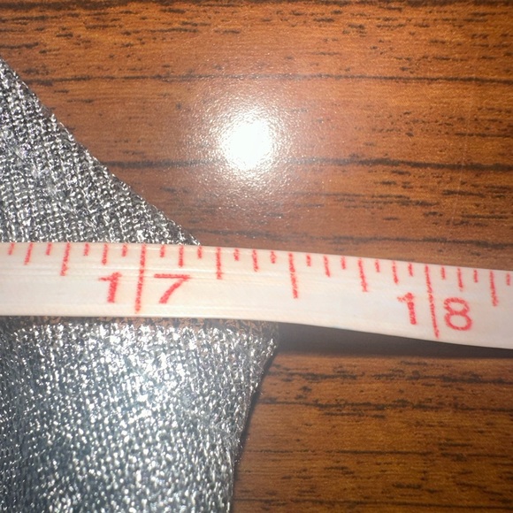 Hawthorne Women’s Metallic Silver Sleeveless Cowl Neck Top Size Small - Picture 4 of 5